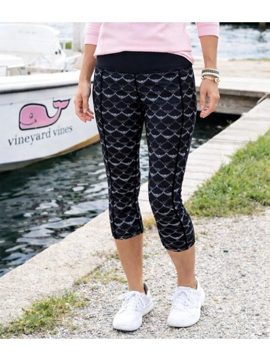 Vineyard Vines Pants - Vineyard Vines Size XS Black Gray Tonal Whale Tail Performance Cropped Leggings